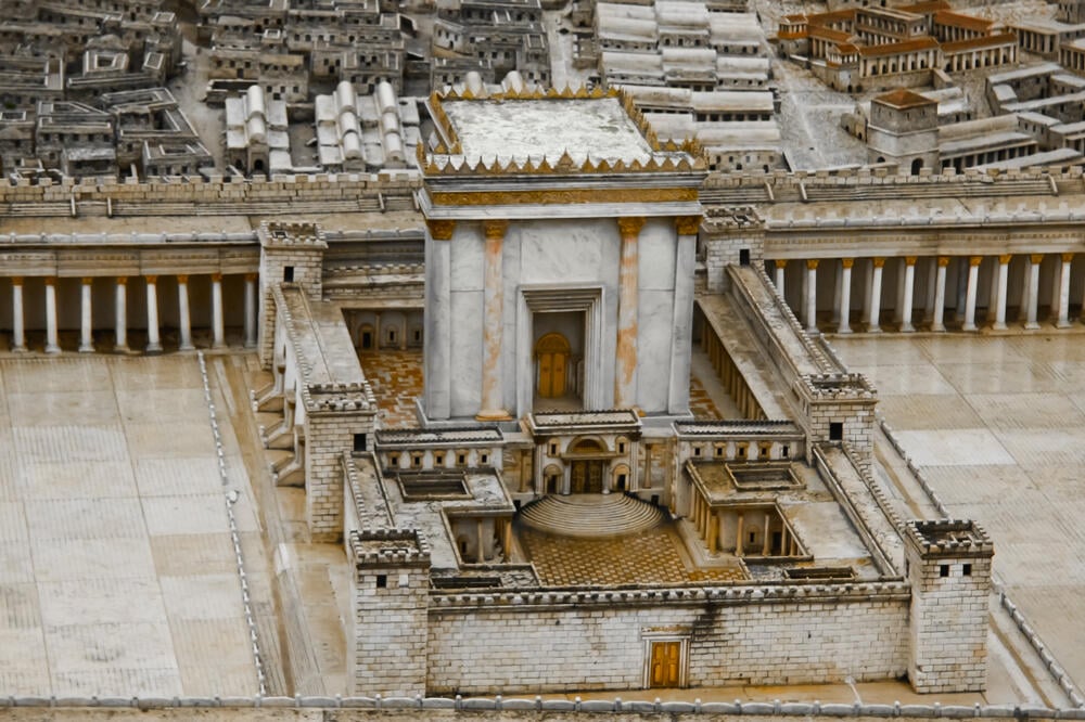 Understanding the Third Temple in Jewish and Christian Traditions