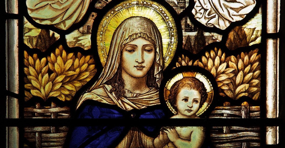 Delve into the origins and variations of the Ave Maria prayer. Discover the beauty and significance of Ave María in Spanish prayer.